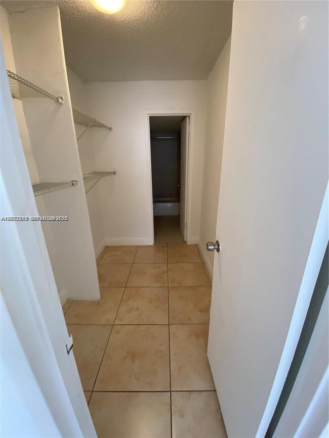 Building Photo - 1800 Sans Souci Blvd