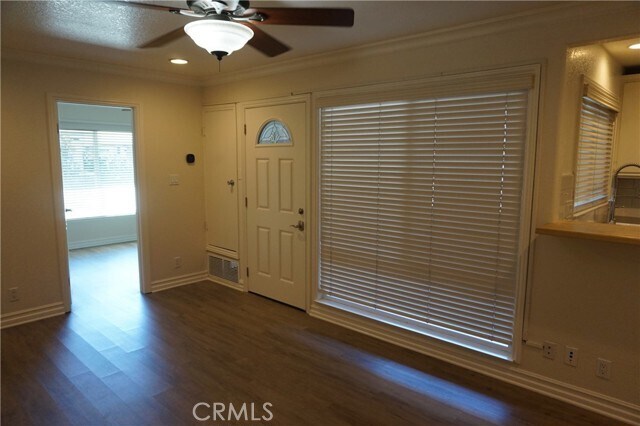 Building Photo - 2423 Minuteman Way
