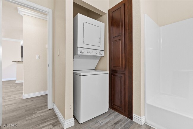 Building Photo - 4050 Pacific Harbors Dr