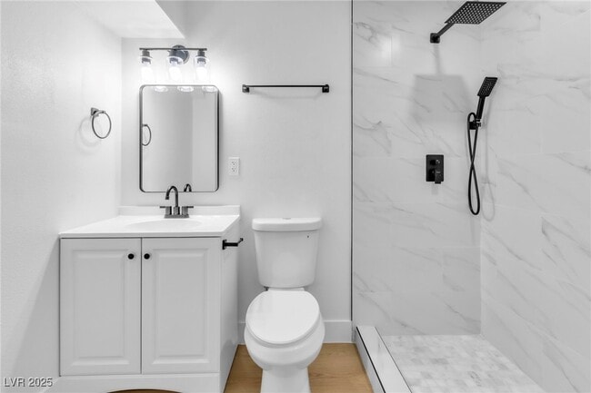 Building Photo - 3485 Shamrock Ave