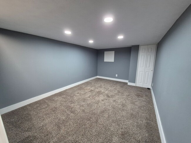 Building Photo - Only 4-bedroom 3 bathrooms in the area!