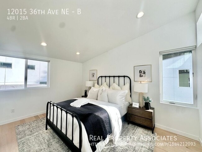 Building Photo - 12015 36th Ave NE