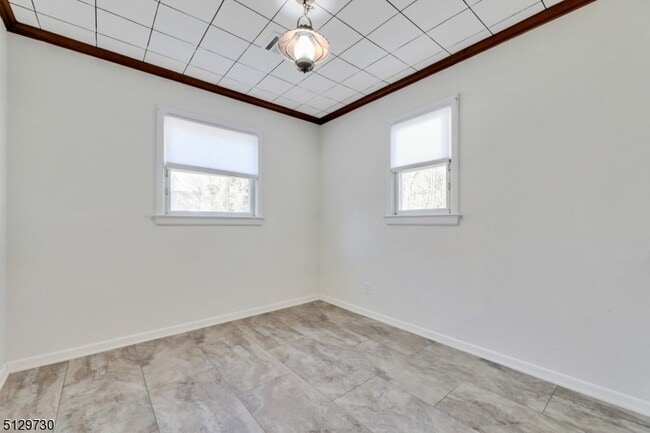 Building Photo - 1226 Cedar Ave