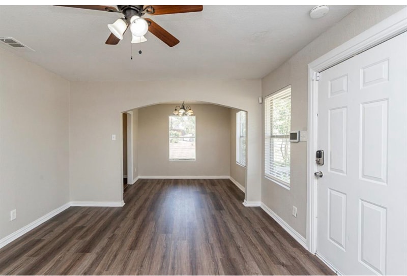 Building Photo - 5633 Curzon Ave