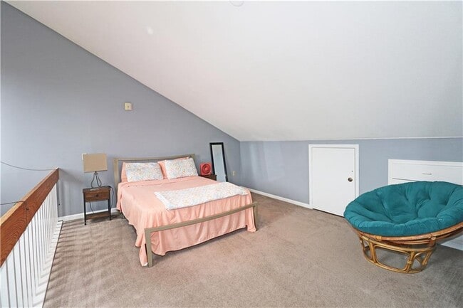 Building Photo - 303 Swans Wharf Row