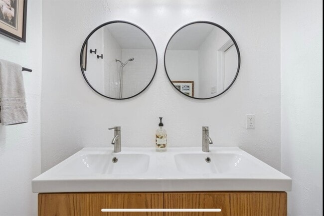 Building Photo - 2316 Hermanson- Heart of Waco Gem