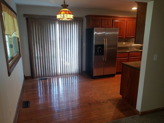Building Photo - 310 Sutherland Ln