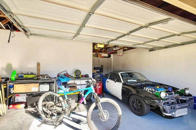 Building Photo - Beautifully Updated & Remodeled Upstairs Condo Unit in the Serene Pala Mesa Villas HOA Community,...