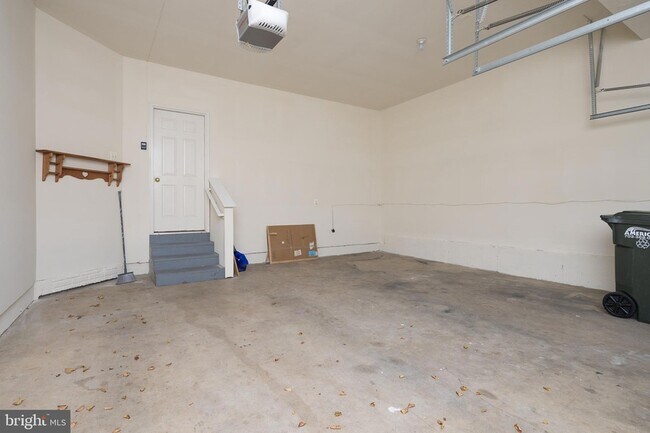 Building Photo - 5634 Annenberg Ct