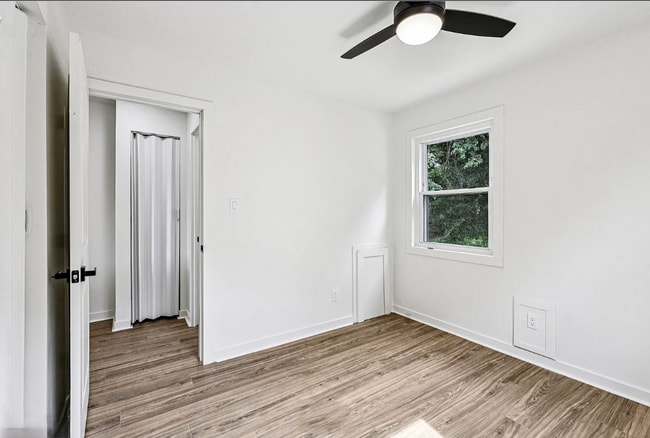 Building Photo - 674 Brandywine St SE