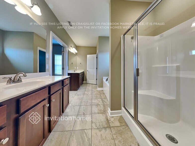 Building Photo - 4810 Beryl Dr