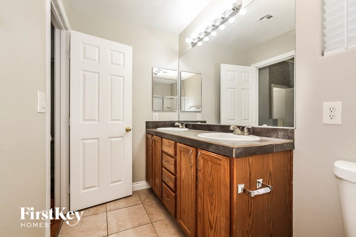 Building Photo - 8285 Harvest Spring Pl