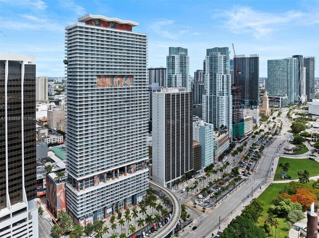 Building Photo - 50 Biscayne Blvd
