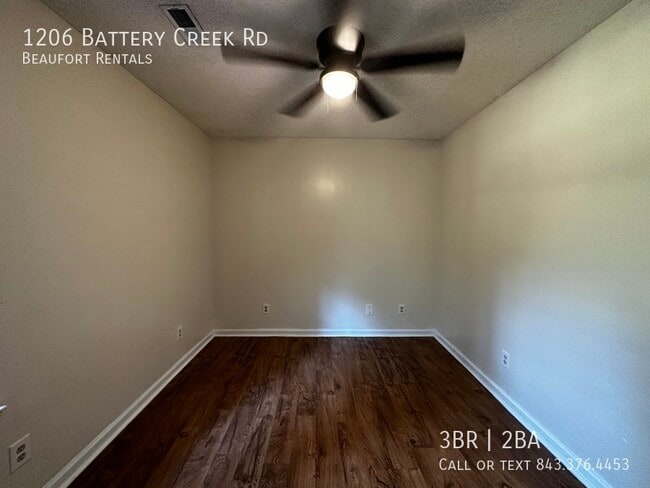Building Photo - 1206 Battery Creek Rd