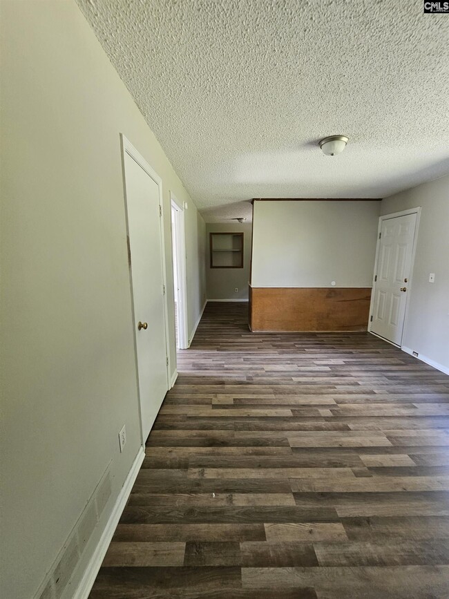Building Photo - 3924 Trotter Rd