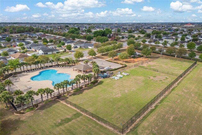 Building Photo - 520 Pheasant Dr