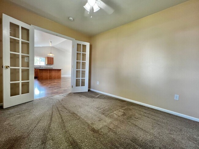 Building Photo - Charming 3-Bed/2-Bath Home in Loveland!