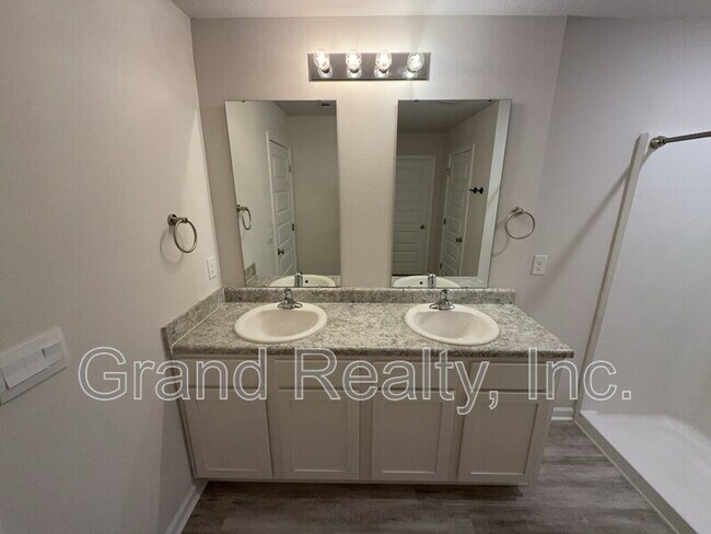 Building Photo - 4407 White Cedar Ct