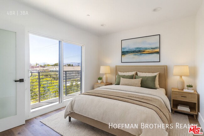 Building Photo - 4507 W 18th St