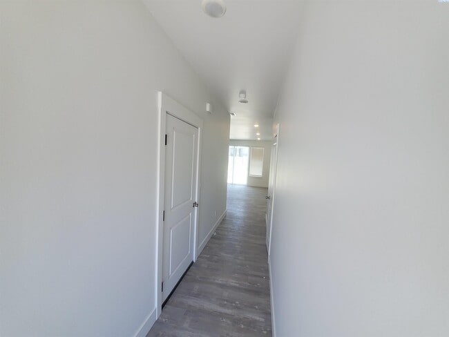 Building Photo - Brand New For Rent