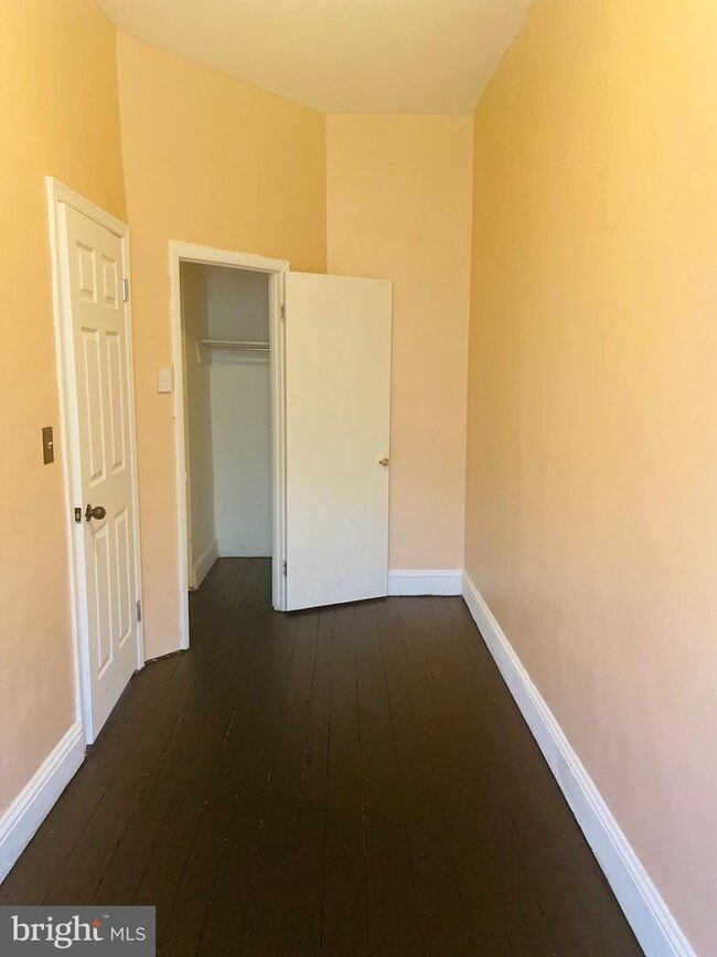 Building Photo - 810 N Calvert St