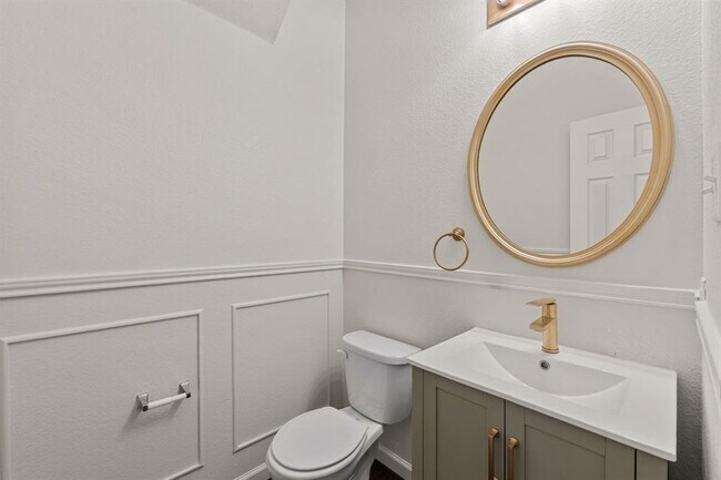 Building Photo - 240 Nectar Dr