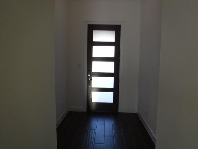 Building Photo - 17413 Casanova Ave