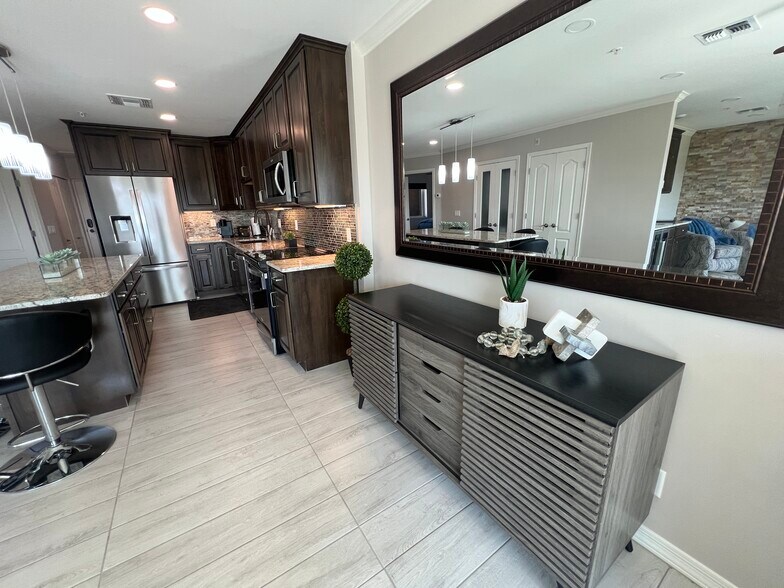 Building Photo - 777 Harrah Way