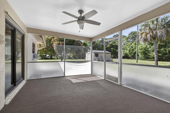 Building Photo - 7107 181st Ct N