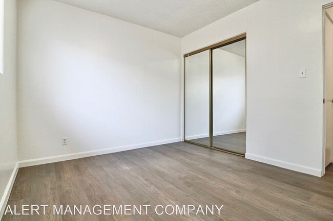 Building Photo - 1315 Edgewood Way
