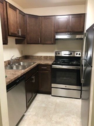 Building Photo - Monona Village Apartments