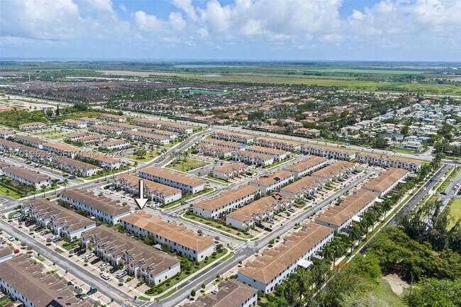 Building Photo - 11945 SW 245 Ter