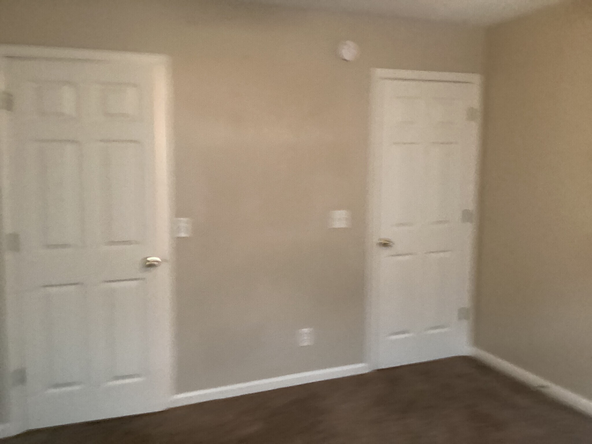 Building Photo - 515 Dresler Rd