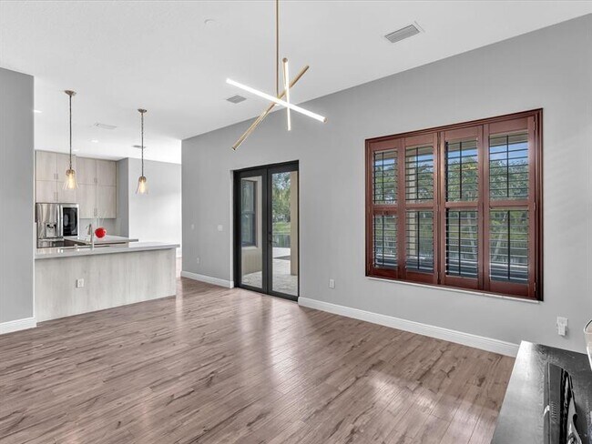 Building Photo - 8567 NW 41 St