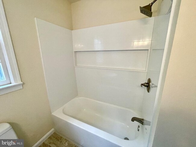 Building Photo - 1442 Rehling Dr