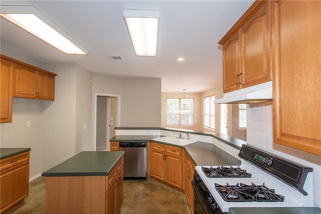 Building Photo - 4908 Quick Water Cove