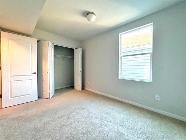 Building Photo - 1705 Arbor Knot Dr