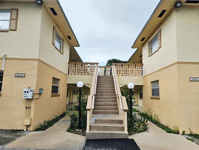 Building Photo - 2840 Taylor St