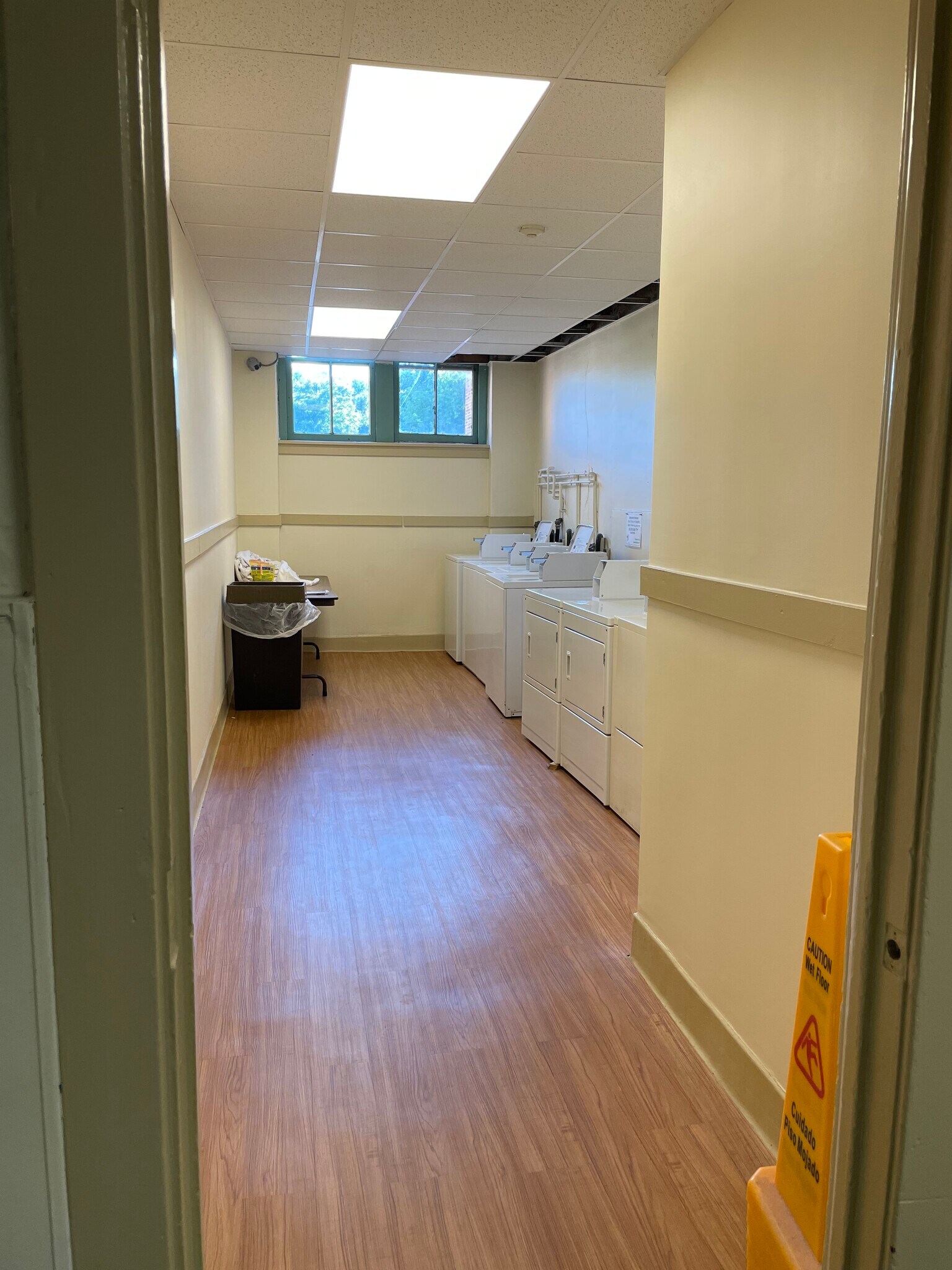 Building Photo - 181 Main St