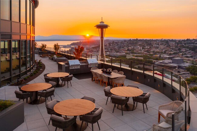 Rooftop - 2510 6th Ave
