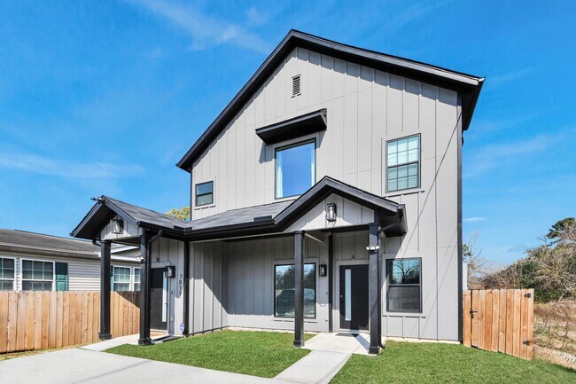 Building Photo - 7815 Joy St