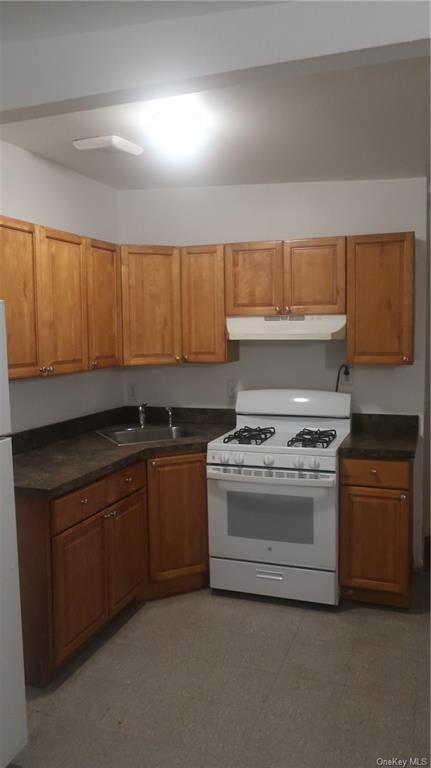 Building Photo - 1525 NY-208