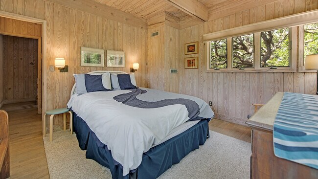 Building Photo - 1217 Debordieu Blvd