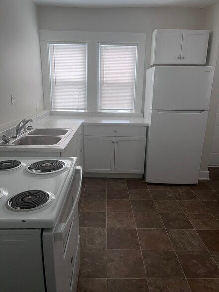 Building Photo - 2056 Auburn Ave