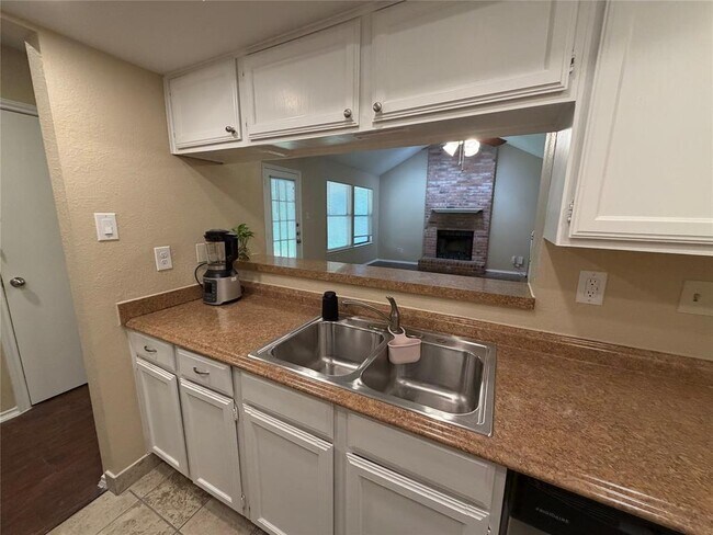 Building Photo - 7804 Topawa Cove