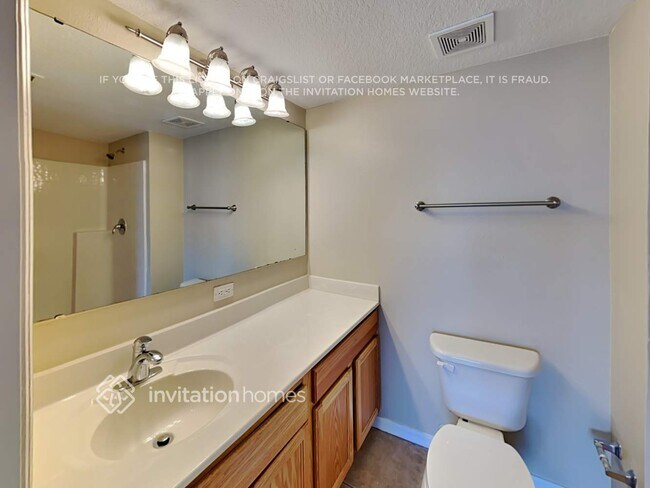 Building Photo - 6012 Sunset Vista Dr