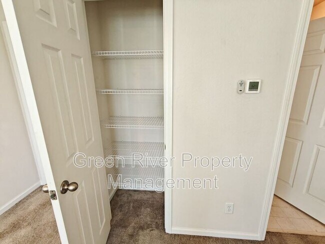 Building Photo - 5138 Sawmill Pt Wy