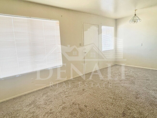 Building Photo - 1211 W Apache Trail