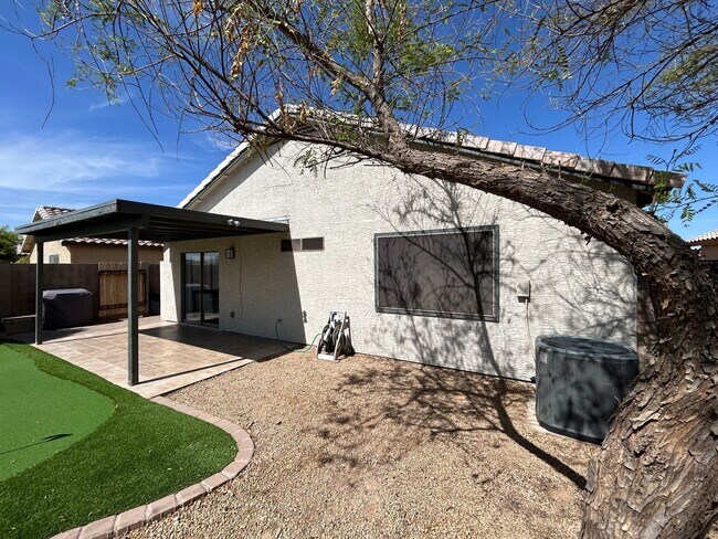 Building Photo - 16732 N 160th Ave