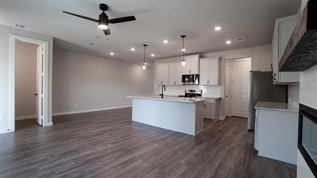 Building Photo - 1606 Governors Blvd